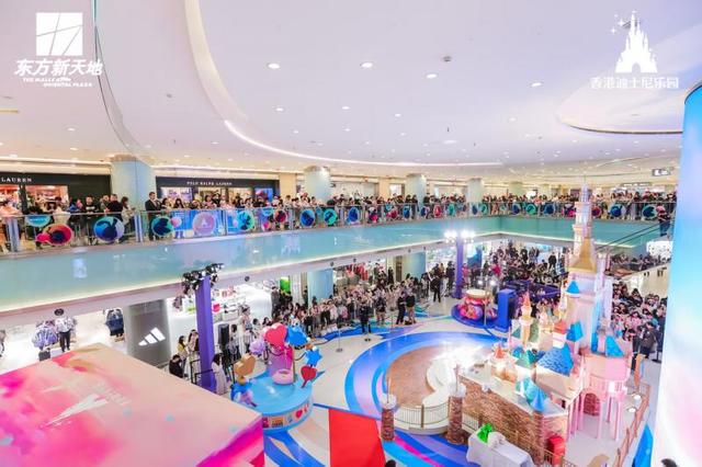 香港迪士尼20周年主题展落地东方新天地