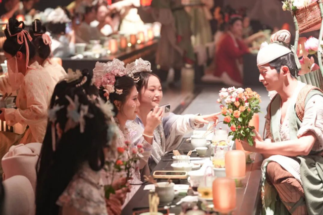 现在来开封，就做这三件事！