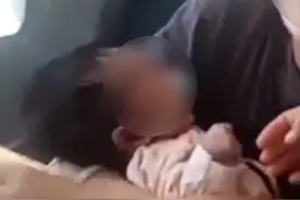 婴儿患先天性心脏病呼吸困难 高铁临停2分钟 搭建“生命通道”图片