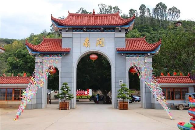 看“滇超”，游红河 | 看一场比赛，赴一场约，两日游线路带你玩转开远弥勒