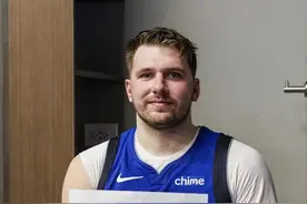 东契奇狂砍73分！科比81分后NBA现役最高得分纪录图片