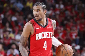 季后赛首秀15中3 格林：我需要更好地阅读防守和掌握节奏图片