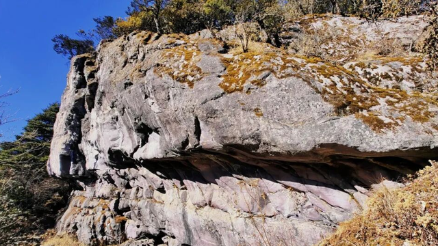 凉山冬日私藏路线，一天解锁“冰与暖”的双倍治愈