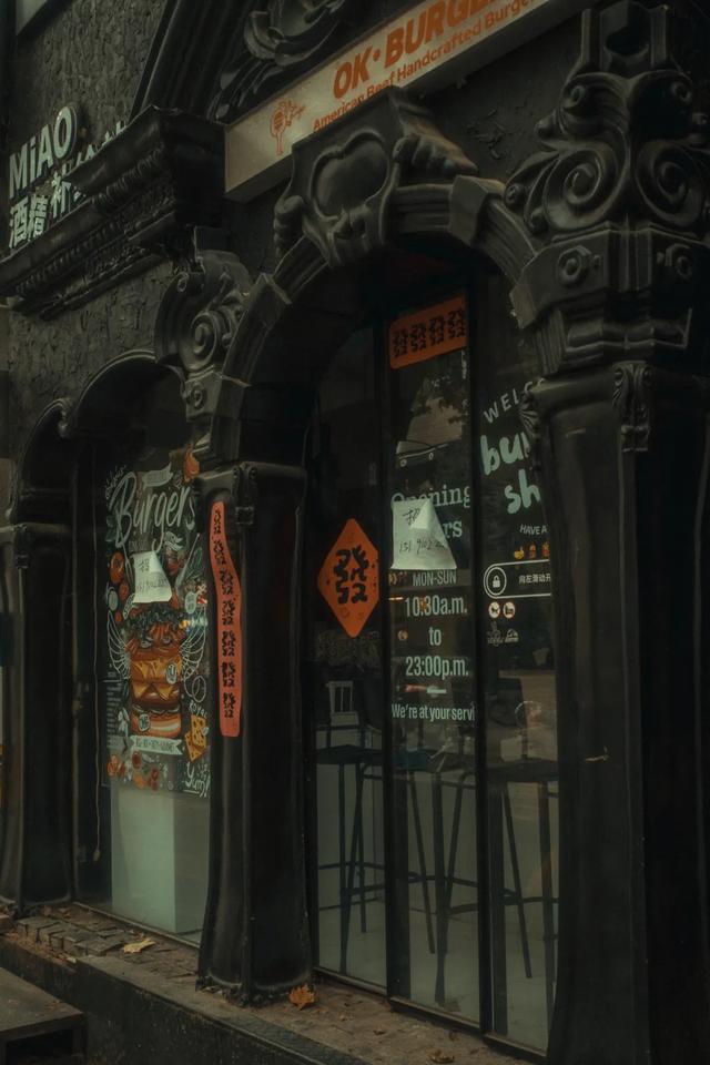 用CityWalk的方式，和蓝天Say Hi~