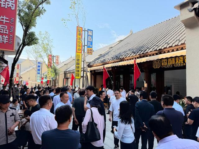 沂蒙山蒙童胜境国庆假期首日正式开园，人气爆棚！