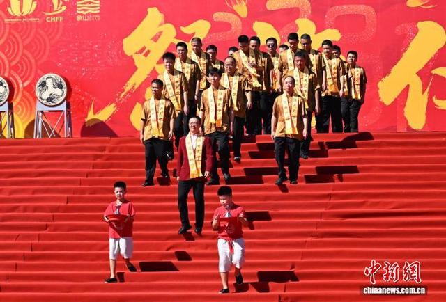 浙江宁波象山开渔节祭海