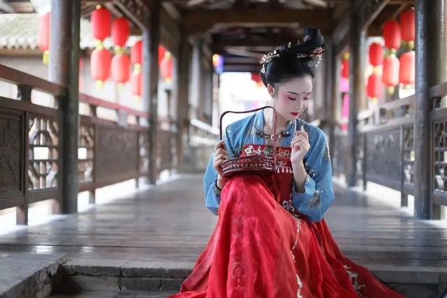 “我在宝华山组了个泡山菊”