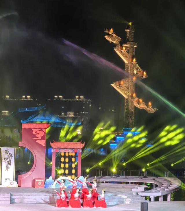 跨年整活！19.9畅玩5小时！大型迎春灯会+跨年表演+冷焰火+打铁花+火壶+灯光秀+国风演艺...