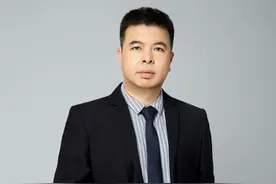 太平人寿董事会办公室/战略发展部/办公室主要负责人白冰：对于压降负债成本和久期缺口，分红险是当下寿险行业较有效的方式图片