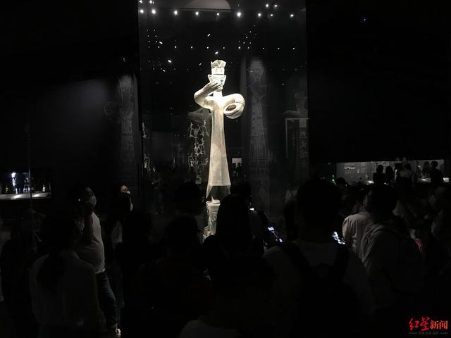 国庆旅游趋势出炉：成都跻身热门目的地前三，这5地游客最喜欢游四川