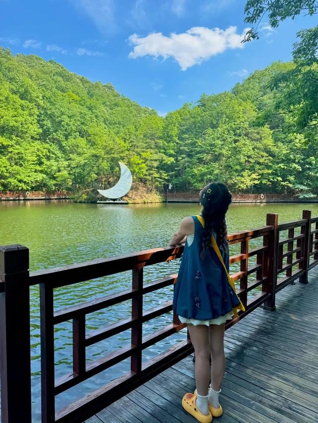 暑假余额告急！学生免门票游白云山，解锁夏日清凉狂欢模式～