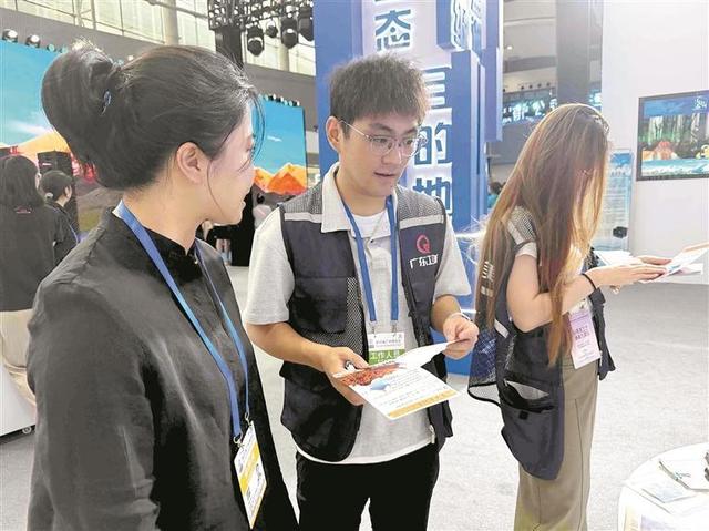 高原风情绽羊城 ——第33届广州博览会青海省“大美青海·生态品牌”主题展览见闻