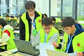 加速机器人产教融合，2024年四川省大学生工程实践与创新能力大赛开赛图片