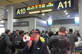 （新春走基层）广州南站开启春运“通宵”模式图片