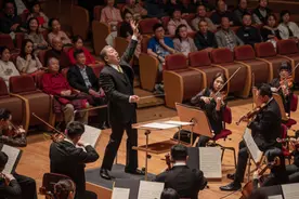 第40届上海之春国际音乐节开幕：经典与新生共奏“和平向未来”图片