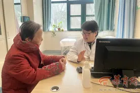 老年病科都能看啥病？一体多病的老年病患需要注意啥？华商报记者走访了西安市4家医院老年医学科图片