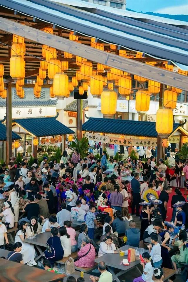 元旦游红河 | 乐作狂欢、烟花瀑布秀，元旦假期也太好玩了吧！