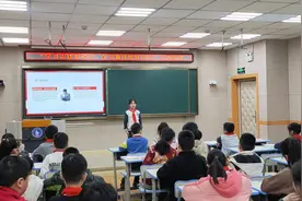 ​龙海小学举办学雷锋主题演讲比赛传承雷锋精神育新人图片