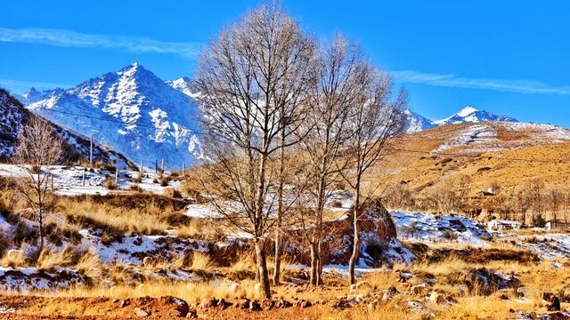 甘肃民乐：祁连山下初冬美景静谧如画