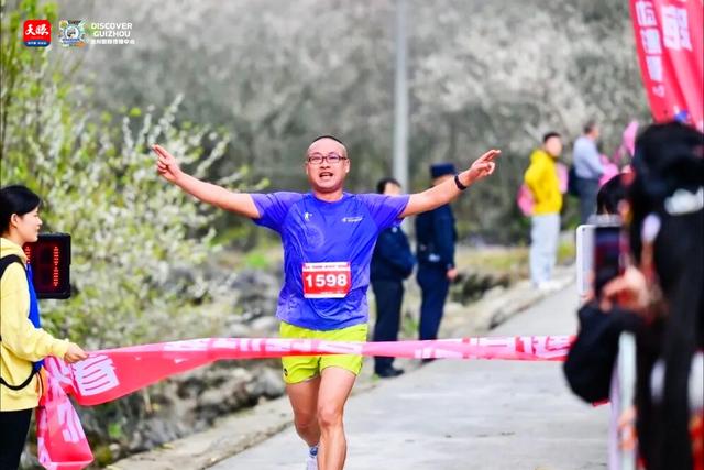 梅原“撒欢” “村排”炸场！来荔波解锁冬日限定快乐！Let’s Rock the Field! Unlock Winter Joy in Libo!