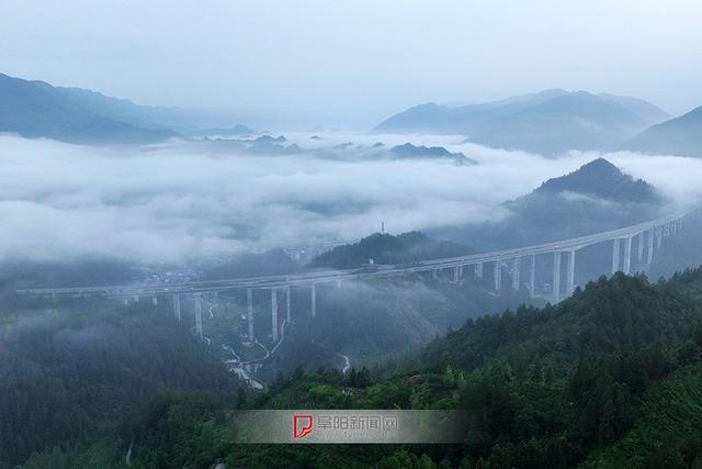 有一种滤镜叫“夏天”！悠长夏日藏在山区里的“世外桃源”有多治愈？