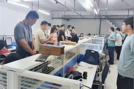 网警带你揭开网贷背后的“暴力”图片
