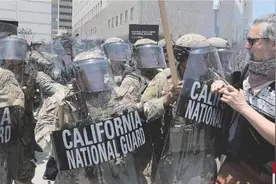 500美军待命进加州 州长要告特朗普图片