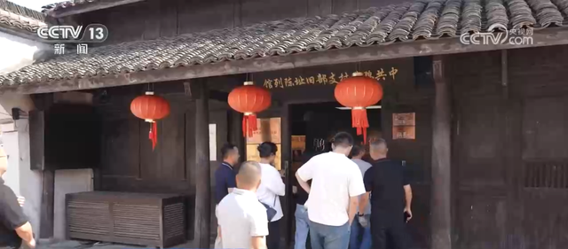 假期将至红色旅游热度高涨 “赏月”“观景”成为出行热词
