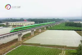 老挝第一条电气化铁路是如何通上电的？图片