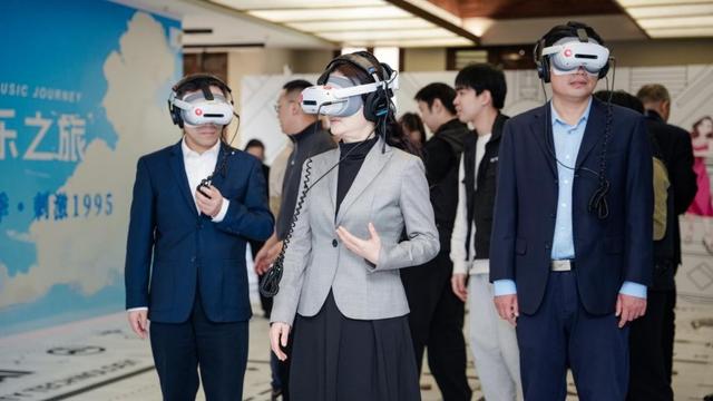 到张园看这部VR音乐电影，沉浸式回到30年前的上海