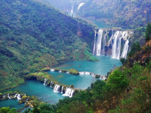 亲爱的阿迪，这里有你的一封信……