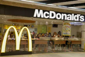 麦当劳配送费将下调至6元，根据餐品数量收打包费图片