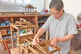 榫卯相扣  雕琢古建（工匠绝活）图片