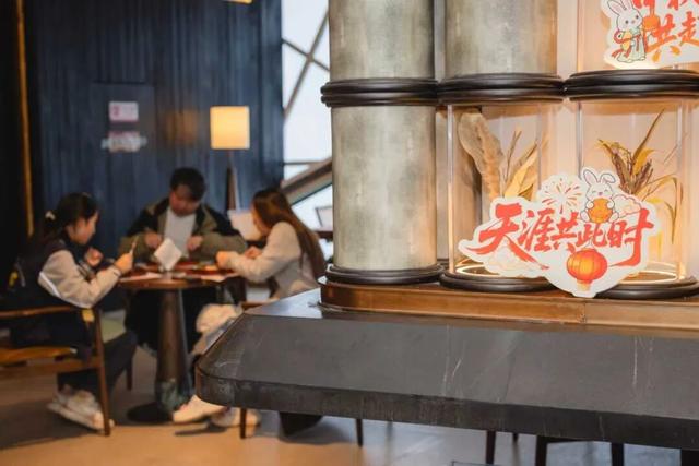 西岭雪山中秋赏月：登“离月最近之地”赴“诗画国风盛宴”