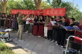 用歌声传播正能量——莱西市水集街道多方共绘和谐社区人物故事之十四图片