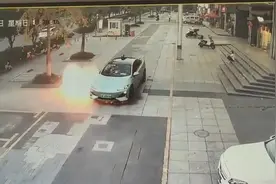 深蓝SL03磕碰到翘起地砖后瞬间起火，CEO凌晨发声图片