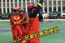 火了！90后博主体验东莞消防员的一天｜“平安看我的”视频展播图片