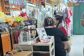 开辟文旅“新赛道”！福州旅拍火热出圈，“流水线式”拍摄遭吐槽图片