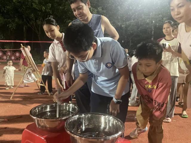 乐东“庆国庆 迎中秋”游园会圆满落幕，三夜欢歌共绘温馨画卷