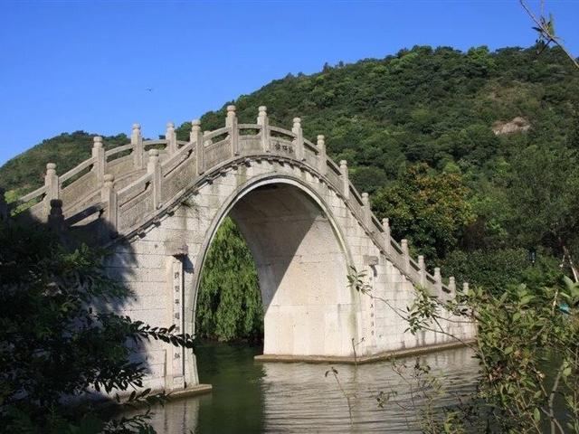 晚潮｜抱愧千年独木舟