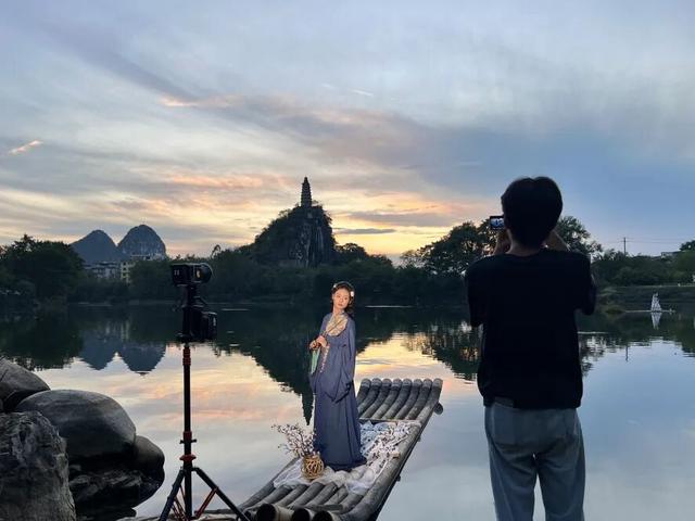 桂林老地标“焕新”：连夕阳都更懂浪漫了！