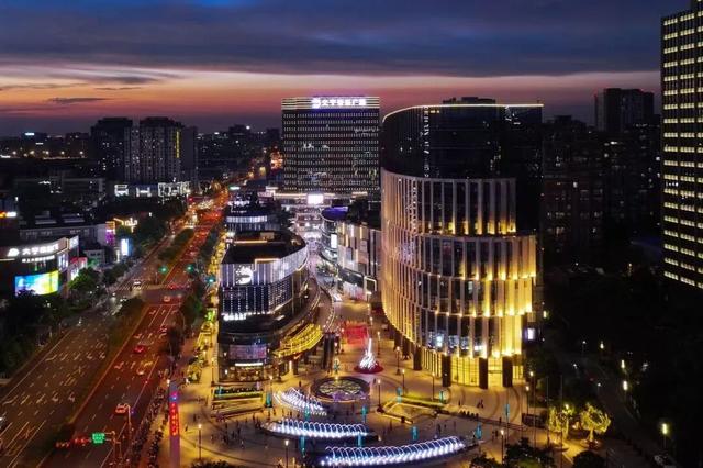 这个跨年夜，来静安这些地方一起“倒计时”｜来静安，过新年