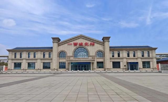 没看错！黑龙江省内这个县级市有5个高铁站！