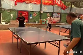 24岁国手退役后：去公园找大爷“单挑”，做31万网友的乒乓球老师图片