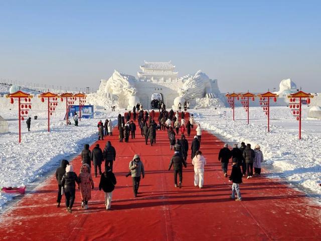 昨晚，众多明星空降长春！现场超燃！