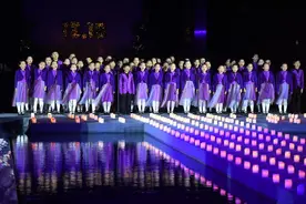 寄托哀思，祈愿和平！烛光祭·国际和平集会南京举行图片
