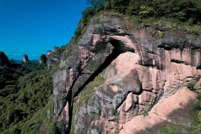 快乐牵着鼻子走！2025“龙虎天下绝”岩壁速降赛即将燃爆象鼻山！