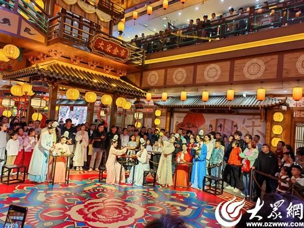 “双节”同庆人气旺，金都文旅绽芳华——招远十一黄金周文化旅游市场综述
