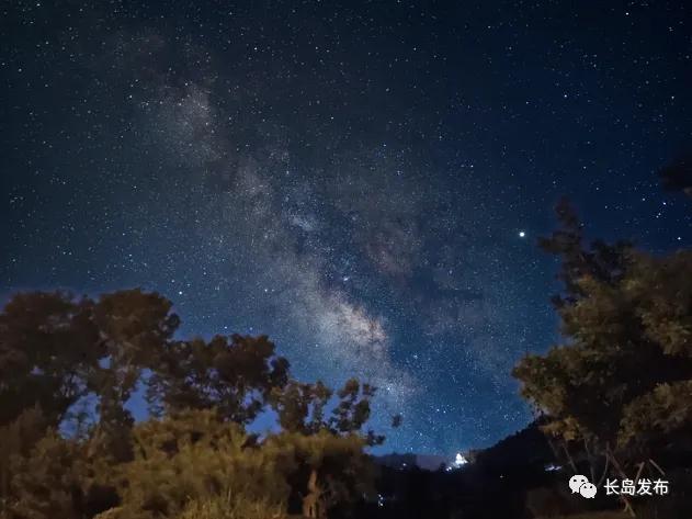 星落入海，夜宴仙境：长岛夏夜幻境与舌尖上的海潮交响
