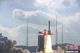一箭18星 中国成功发射千帆极轨03组卫星图片